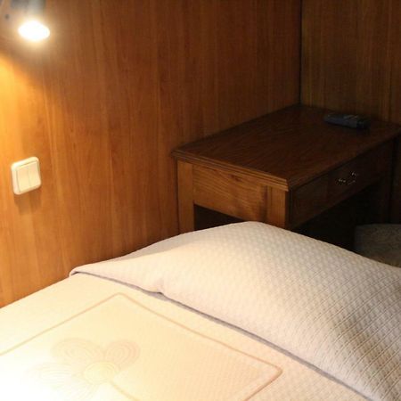 Duas Nacoes Guest House Порту Экстерьер фото